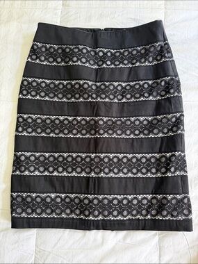 White House Black Market Black Lace-Panel Pencil Skirt